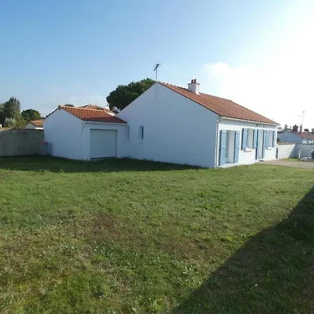 Hébergement de vacances Maison De à 1km De La - 2 Chambres, Jardin, Terrasses, Proche Commerces - Fr-1-540-252 Notre-Dame-de-Monts