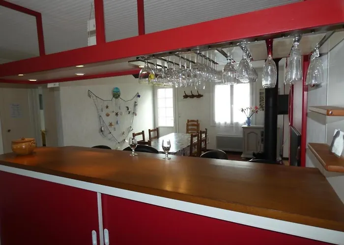 Maison De à 1km De La - 2 Chambres, Jardin, Terrasses, Proche Commerces - Fr-1-540-252 *