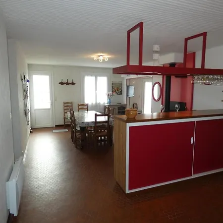 Prázdninový dům : Maison 77m², 4 Personnes, Animaux Admis, Parking - Fr-1-540-252 *