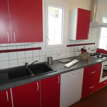 Prázdninový dům : Maison 77m², 4 Personnes, Animaux Admis, Parking - Fr-1-540-252